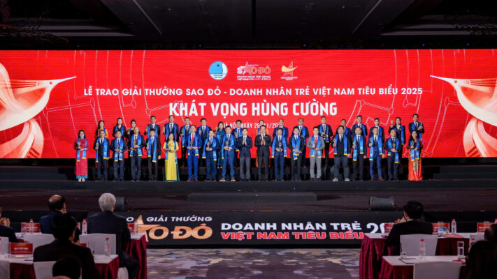 Các doanh nghiệp được vinh danh đến từ nhiều lĩnh vực trọng yếu như sản xuất công nghiệp, tài chính ngân hàng chứng khoán, logistics, năng lượng tái tạo, nông nghiệp công nghệ cao, bất động sản xanh, công nghệ giáo dục truyền thông...