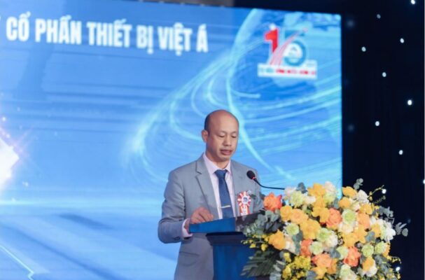 Kỷ niệm 15 năm không chỉ là để nhìn lại chặng đường đã qua, mà còn là dấu mốc để chúng ta bước vào một hành trình mới – lớn hơn, mạnh mẽ hơn và quyết liệt hơn. Việt Á sẽ tiếp tục đầu tư vào con người, công nghệ, chất lượng dịch vụ; tiếp tục giữ vững giá trị cốt lõi để chinh phục những cột mốc mới và vững bước vươn xa hơn nữa